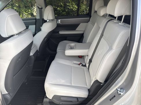 Certified 2026 Hyundai Santa Fe SE image 13