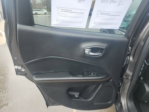 Used 2019 Jeep Compass Limited image 15