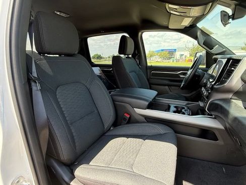 New 2026 RAM 1500 Big Horn AWD/4WD image 9