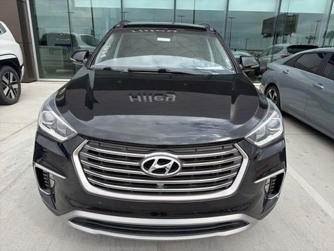 Used 2018 Hyundai Santa Fe Limited w/ Cargo Package image 2