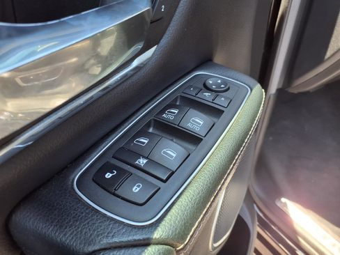 Used 2022 RAM 1500 Laramie AWD/4WD image 20