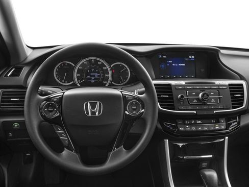 Used 2016 Honda Accord LX image 4