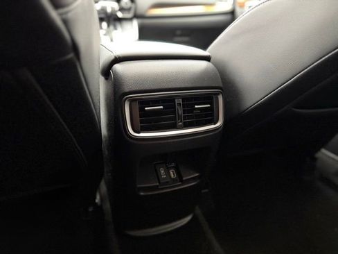 Used 2019 Honda CR-V Touring image 19