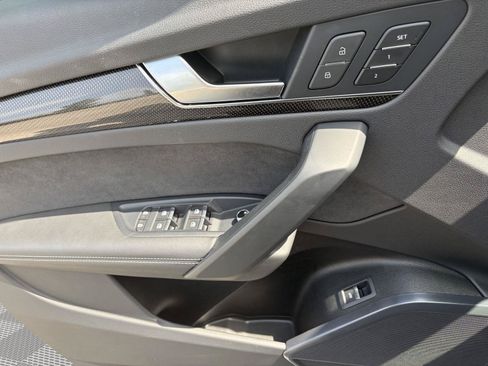 Used 2022 Audi SQ5 Premium Plus w/ Premium Plus Package AWD/4WD image 12