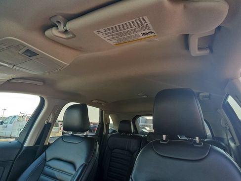 Used 2024 Ford Edge SEL AWD/4WD image 28