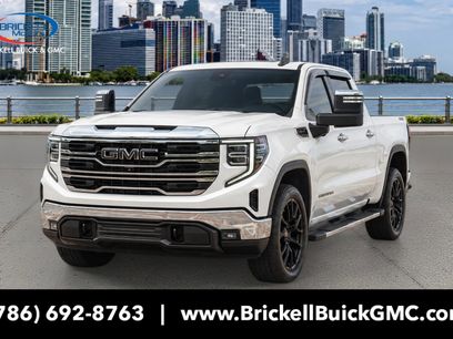 Used 2025 GMC Sierra 1500 SLT w/ SLT Premium Plus Package