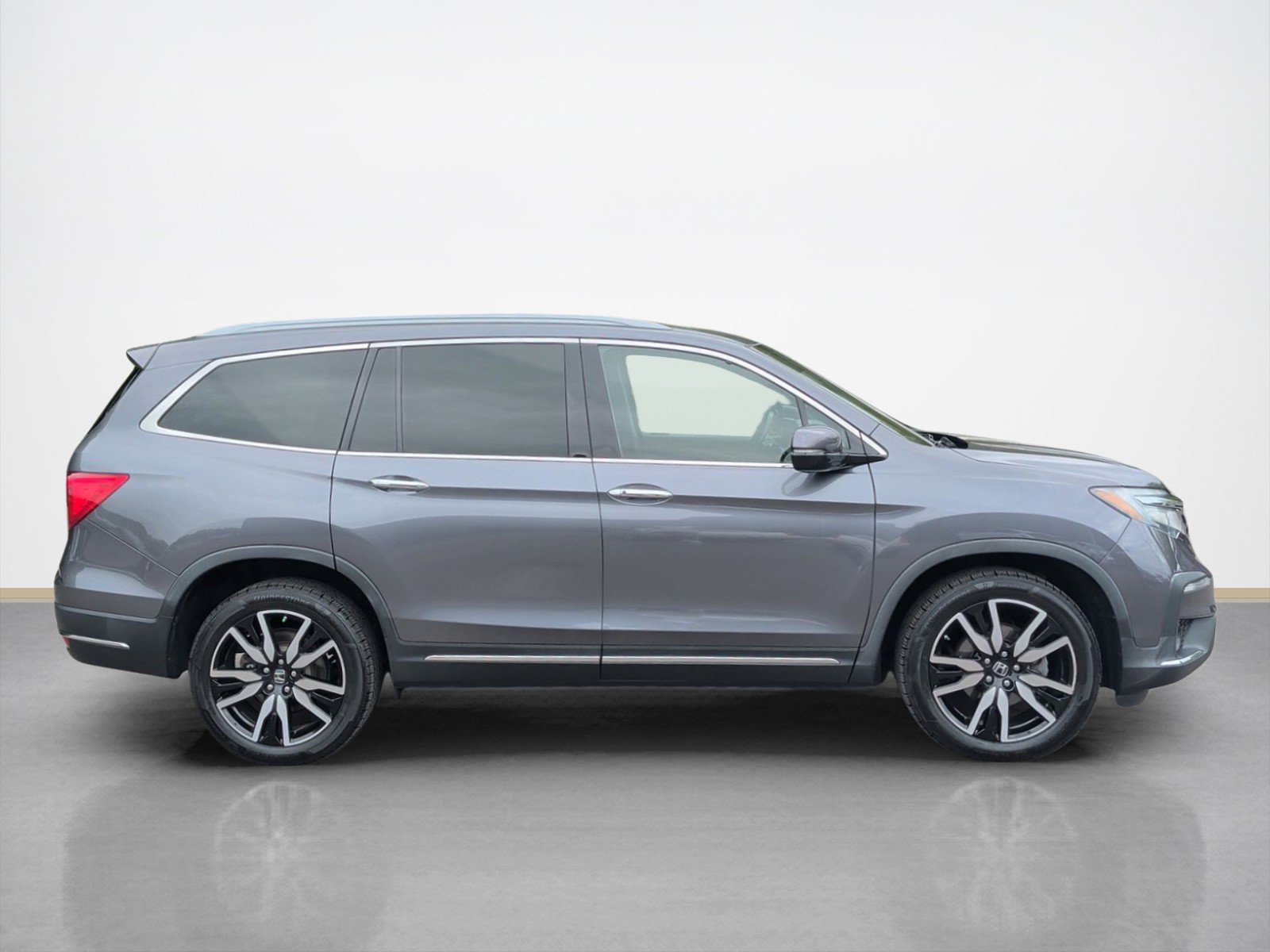 Used 2019 Honda Pilot Elite image 6