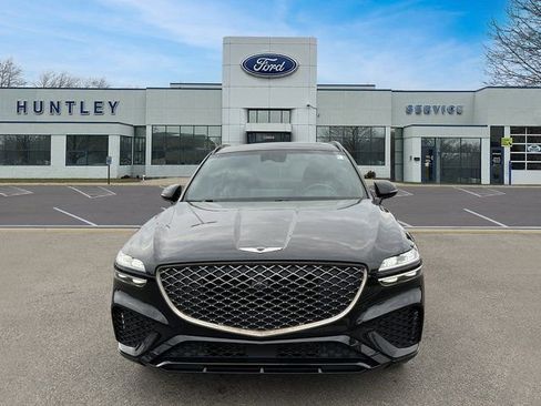Used 2023 Genesis GV70 3.5T Sport w/ Sport Prestige Package AWD/4WD image 2