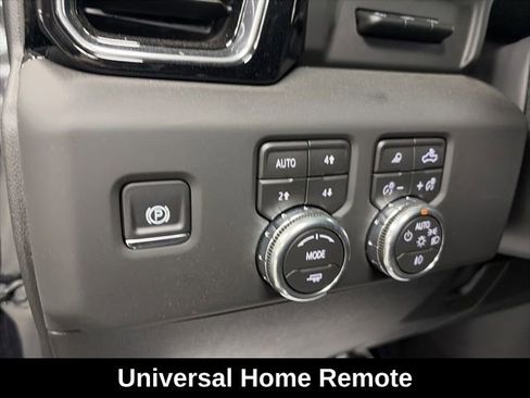 Used 2026 GMC Sierra 2500 Denali w/ Technology Package AWD/4WD image 15