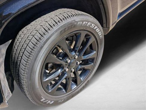 Used 2020 Jeep Grand Cherokee Altitude image 22