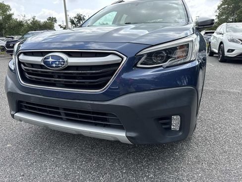 Used 2022 Subaru Outback Touring AWD/4WD image 9