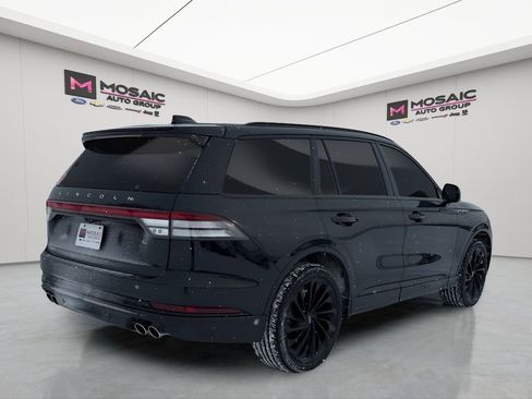 Used 2025 Lincoln Aviator Reserve w/ Jet Appearance Package image 6