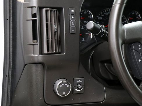 Certified 2023 GMC Savana 2500 Extended w/ Driver Convenience Package image 19