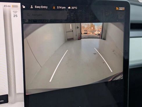 Used 2023 Tesla Model Y Long Range image 14