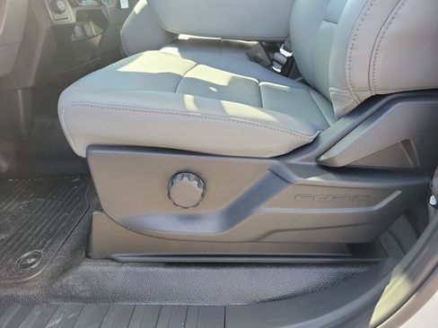 New 2026 Ford F250 XL image 18