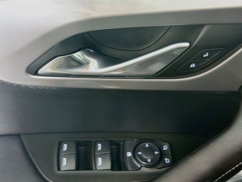 Used 2023 Chevrolet Blazer LT w/ Convenience Package FWD image 15
