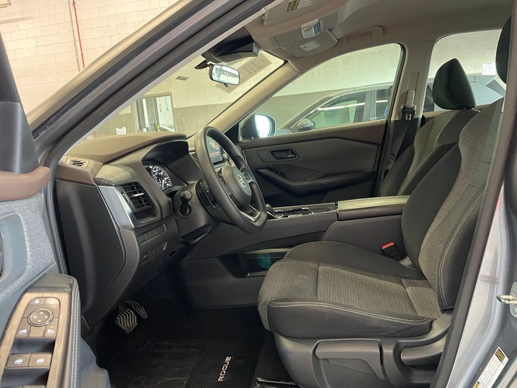 Certified 2021 Nissan Rogue S FWD image 10