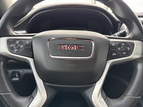 Used 2021 GMC Acadia SLE w/ Driver Convenience Package image 24