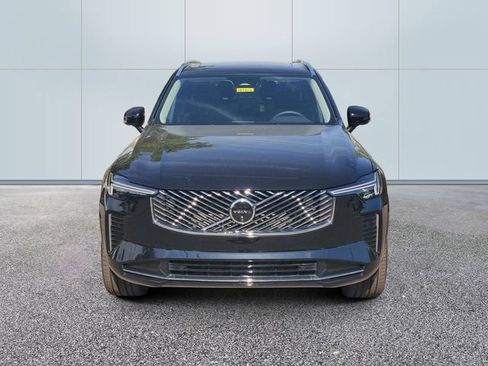 Certified 2026 Volvo XC90 B6 Plus w/ Protection Package Premier AWD/4WD image 2