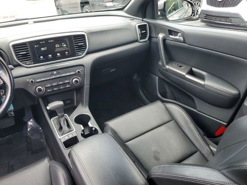 Used 2021 Kia Sportage S image 15