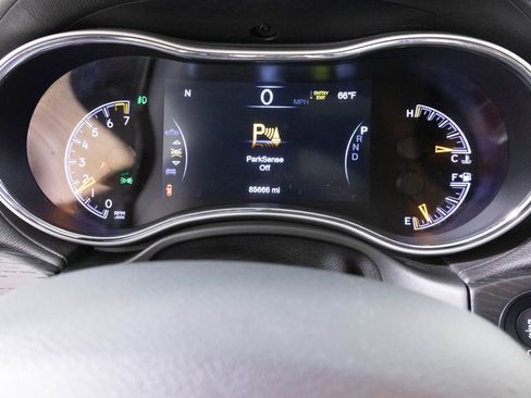 Used 2020 Jeep Grand Cherokee Summit image 22