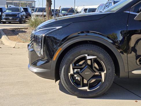 New 2026 Kia Sportage EX image 5