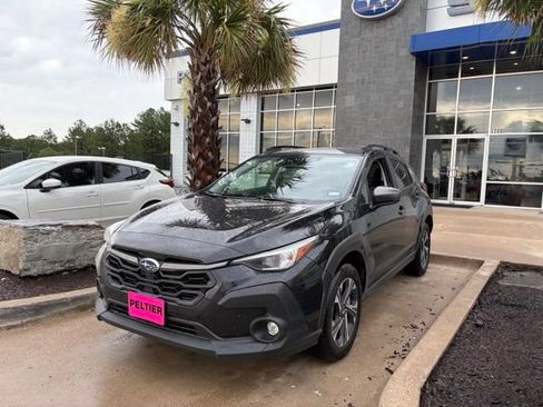 Used 2024 Subaru Crosstrek 2.0i Premium AWD/4WD image 3