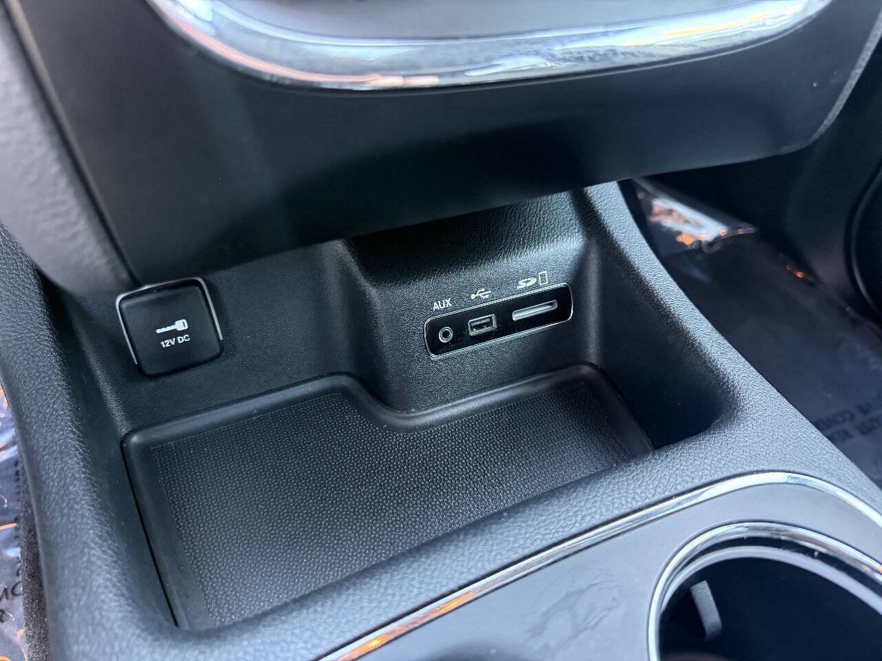 Used 2017 Dodge Durango GT AWD/4WD image 24