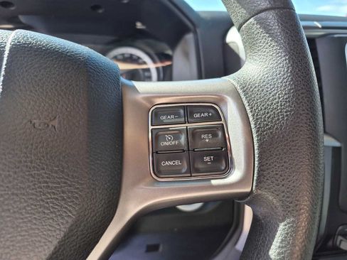 Used 2022 RAM 1500 Classic SLT w/ Protection Group AWD/4WD image 16