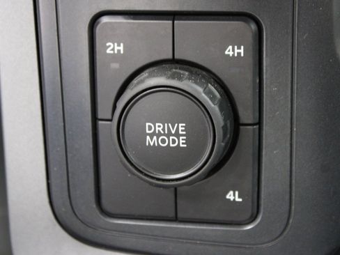 Used 2022 Ford F150 XLT image 51