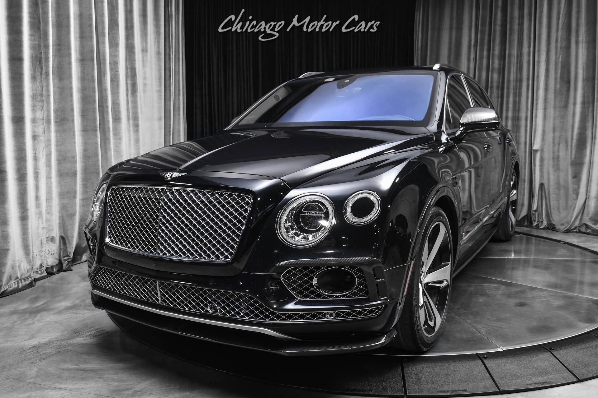 Used 2017 Bentley Bentayga AWD/4WD image 2