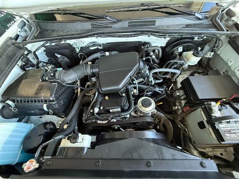 Used 2021 Toyota Tacoma SR5 image 37