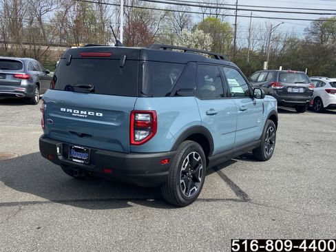 Used 2023 Ford Bronco Sport Outer Banks w/ Tech Package AWD/4WD image 5