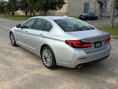 Used 2021 BMW 530i xDrive AWD/4WD image 2