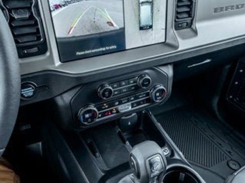 New 2025 Ford Bronco Outer Banks image 73