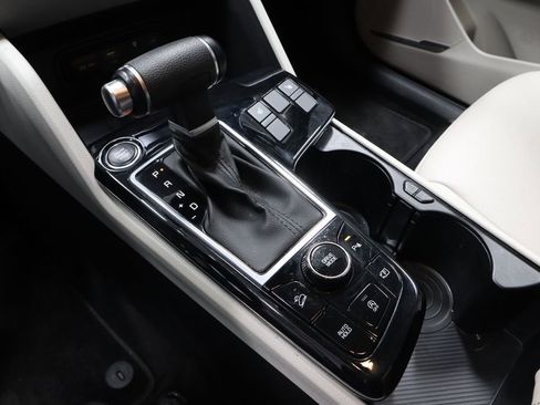 Used 2023 Kia Sportage EX image 36