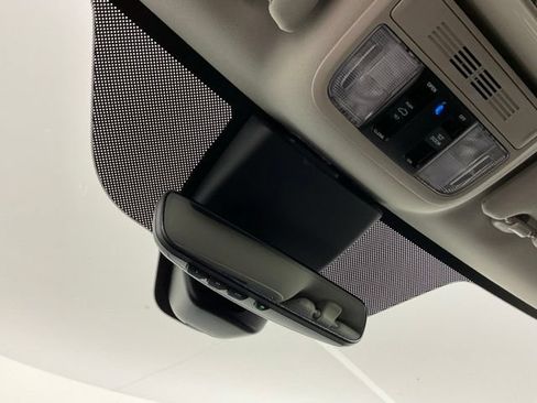 Used 2025 Honda Odyssey EX-L image 18