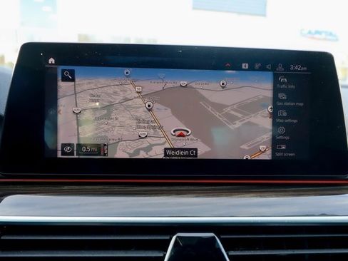 Used 2020 BMW 530i xDrive 530i xDrive w/ Convenience Package image 8