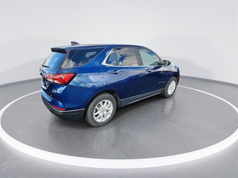 Used 2023 Chevrolet Equinox LT image 8