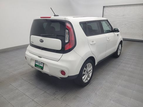 Used 2019 Kia Soul + FWD image 9