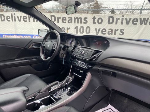 Certified 2017 Honda Accord Sport Special Edition image 16