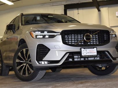 New 2025 Volvo XC60 B5 Core w/ Protection Package Premier