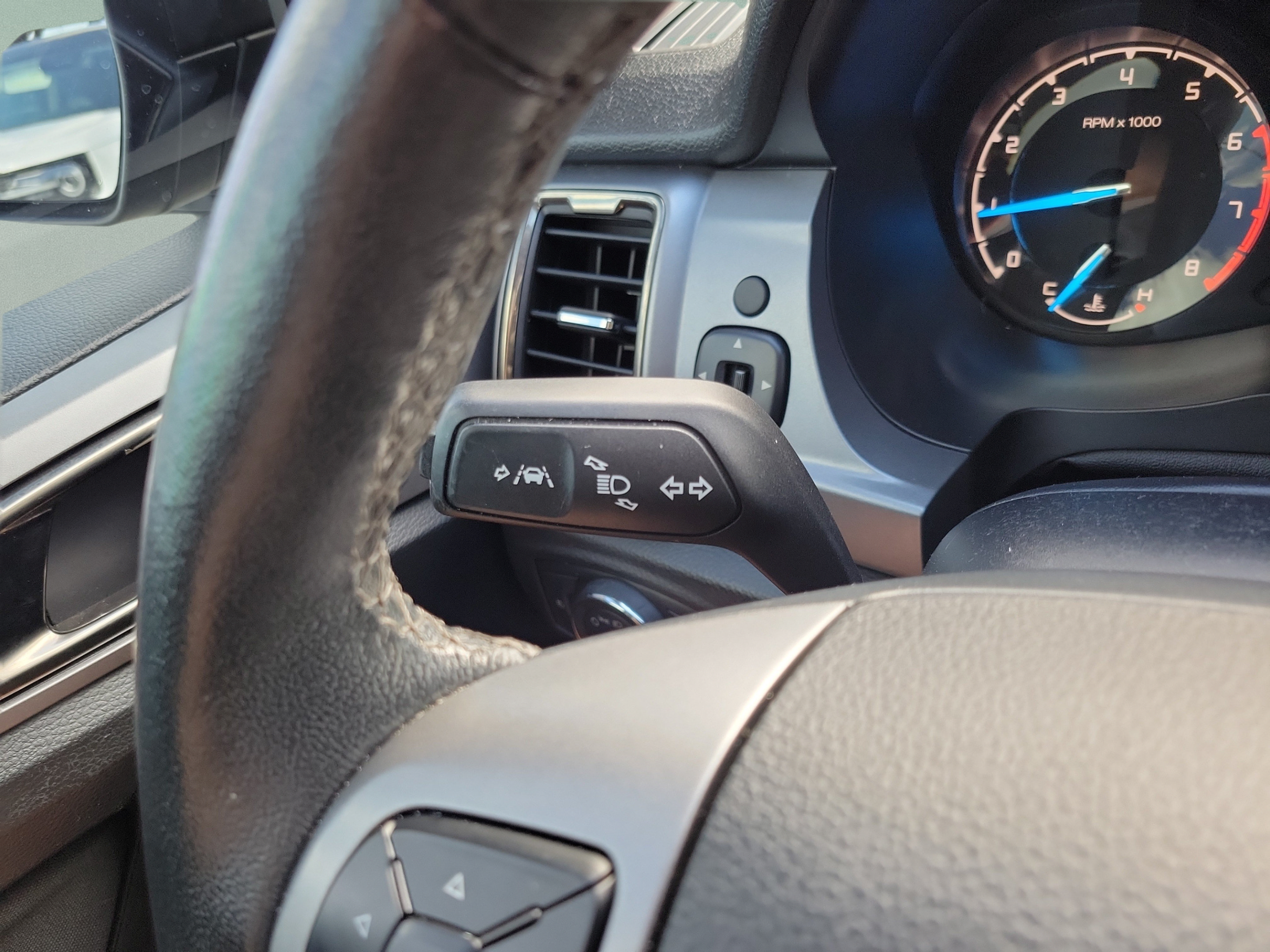 Used 2021 Ford Ranger XLT w/ Equipment Group 301A Mid RWD image 26