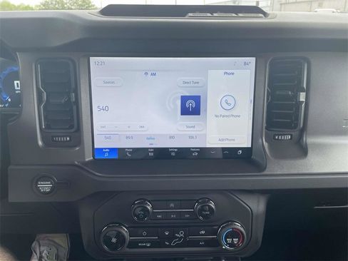 New 2025 Ford Bronco 4-Door image 19