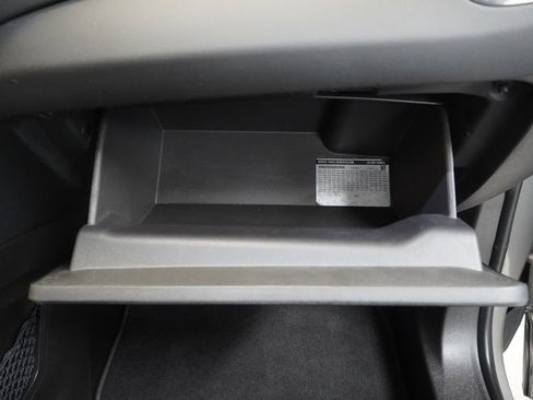 Used 2018 Chevrolet Equinox LT AWD/4WD image 30