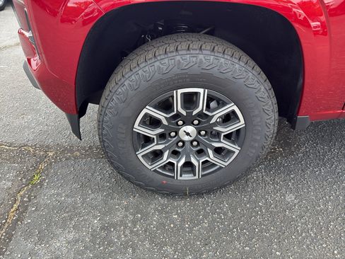 New 2026 Chevrolet Colorado Z71 w/ Technology Package AWD/4WD image 17