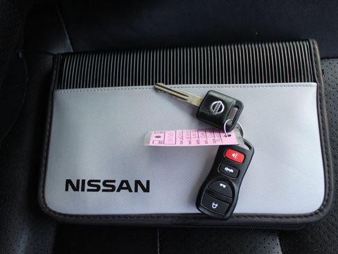 Used 2004 Nissan 350Z Touring image 21