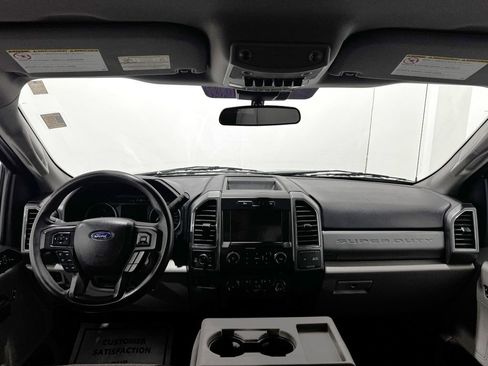 Used 2021 Ford F250 XLT w/ FX4 Off-Road Package image 2