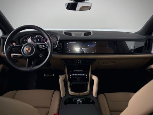 New 2026 Porsche Cayenne image 22