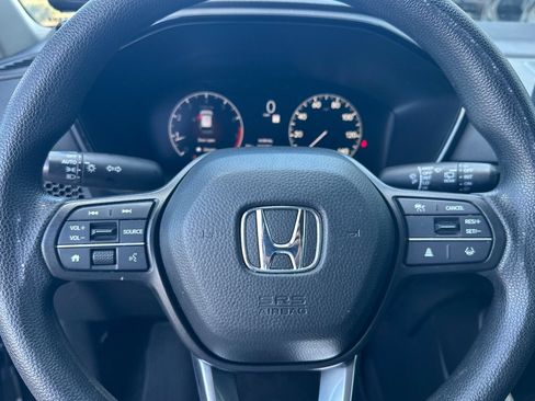 Used 2025 Honda CR-V LX image 23